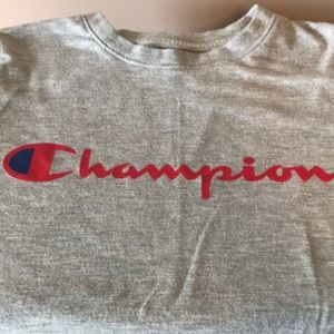 Champion T-shirt